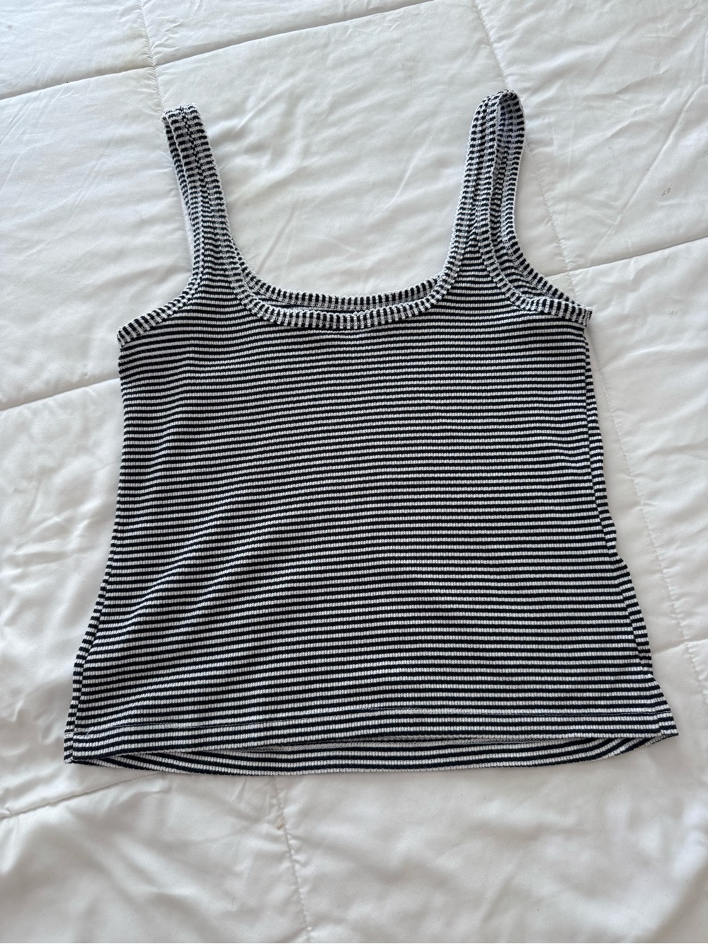 Universal Thread Black & White Striped Ribbed Tank Top